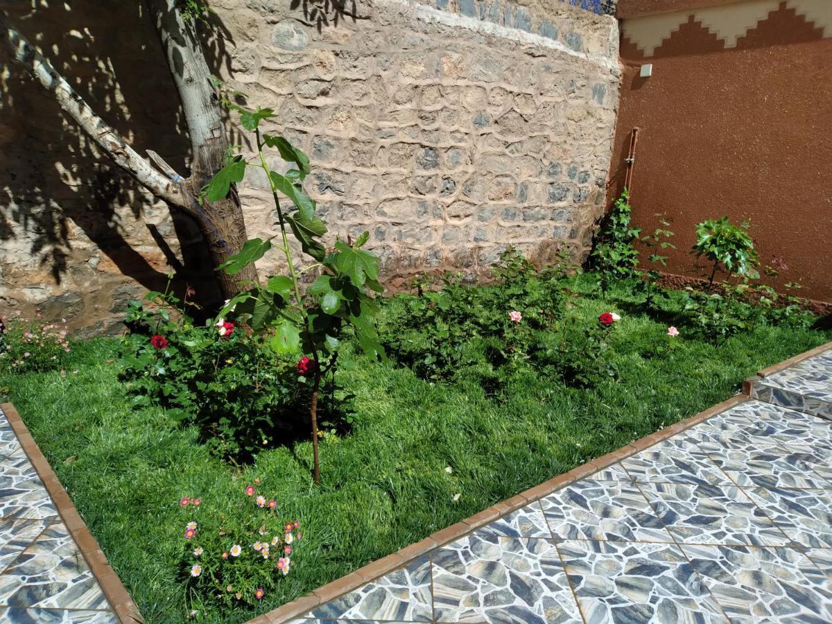 Berbere De La Montagne Hotel Imdiazene Экстерьер фото