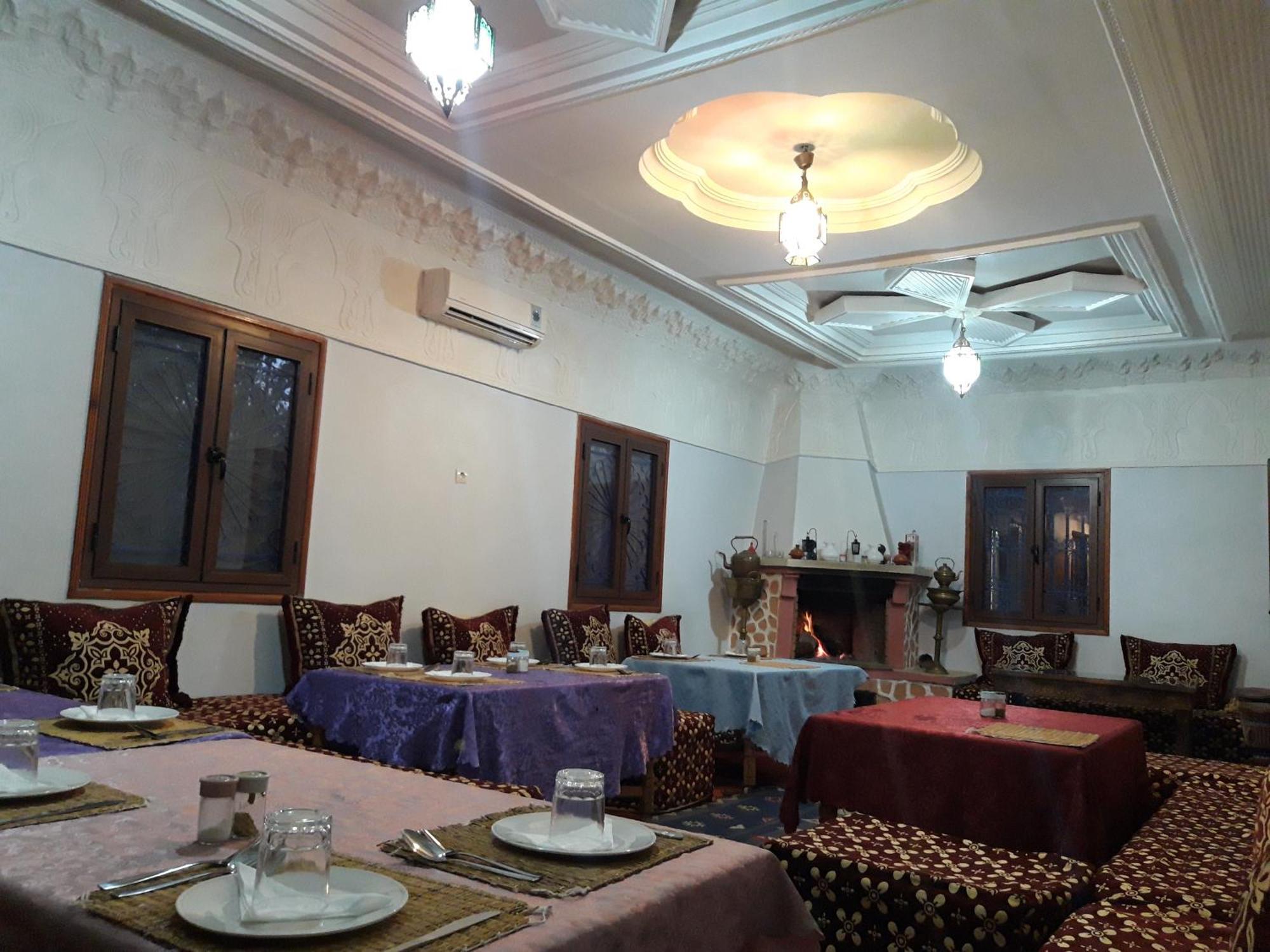 Berbere De La Montagne Hotel Imdiazene Экстерьер фото