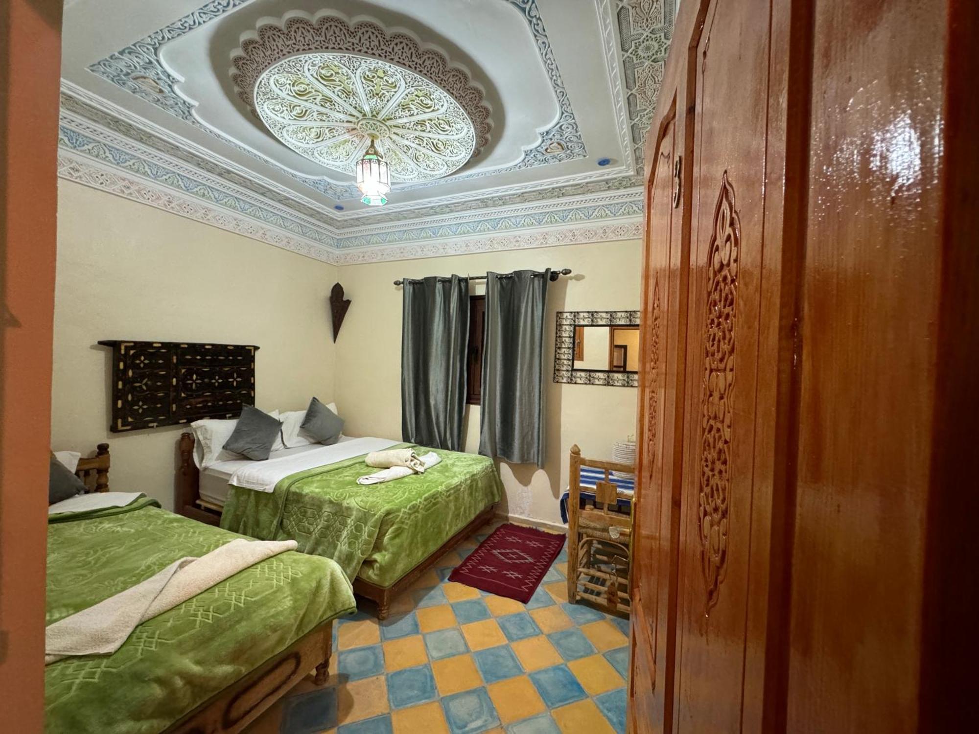 Berbere De La Montagne Hotel Imdiazene Экстерьер фото