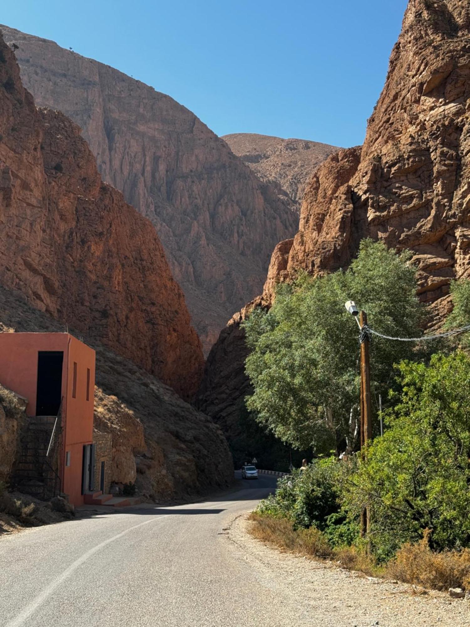 Berbere De La Montagne Hotel Imdiazene Экстерьер фото